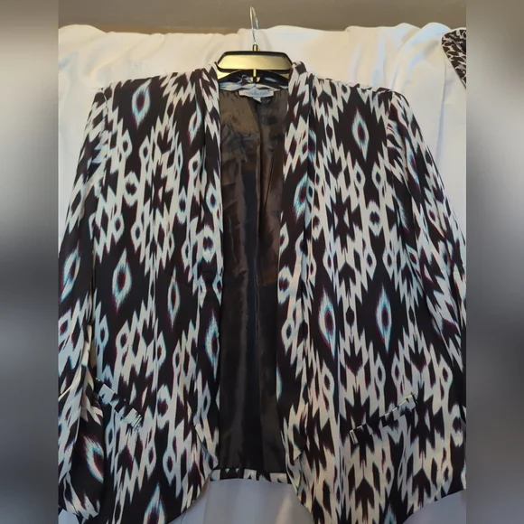 Charlotte Russe NWOT Size XL Black White Open Front Drape Blazer Jacket NWOT - Picture 11 of 16